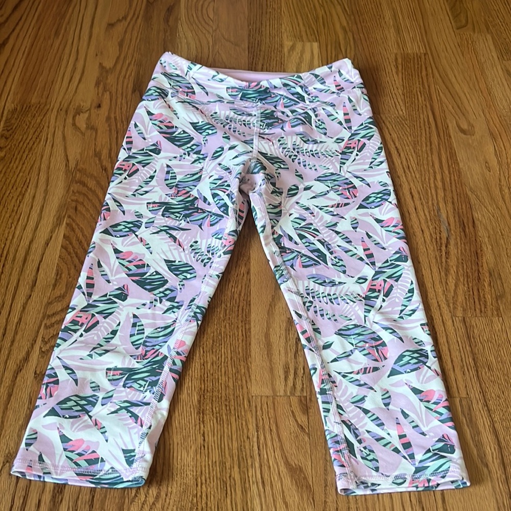 Tropical leaf active capri